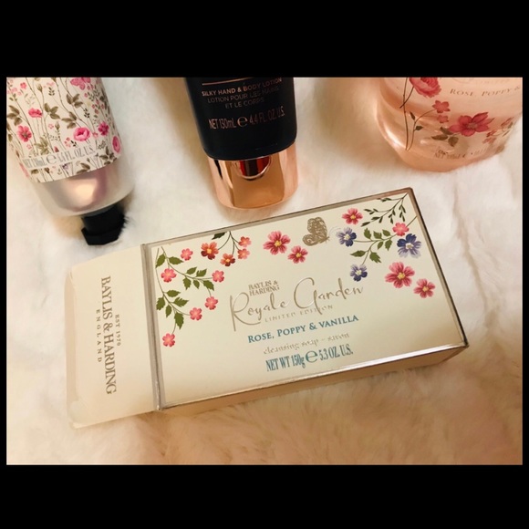 5PC Bath Set Limited Edition - Picture 2 of 13